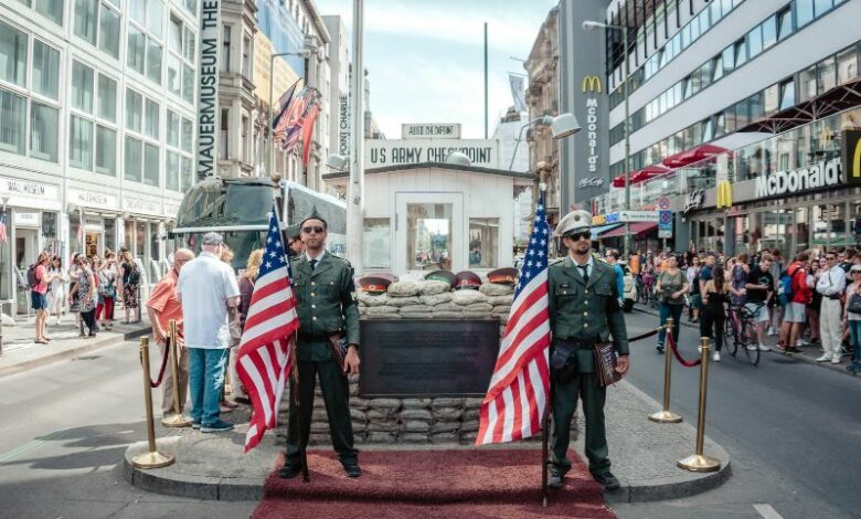 checkpoint charlie