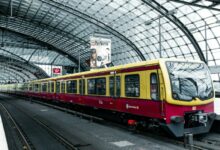 linee s-bahn interrotte banchina sciopero macchinisti S-Bahn per il BER biglietto sociale sedia a rotelle incastrata