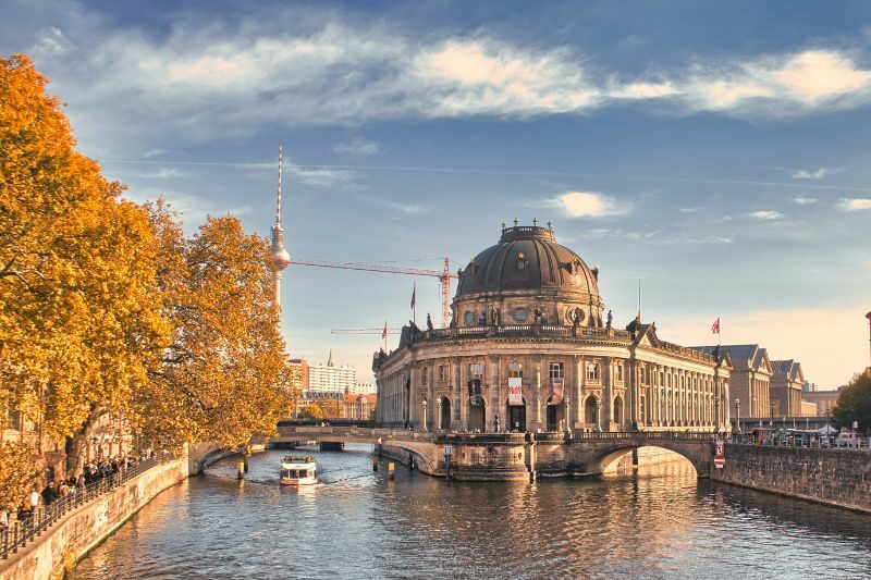 cosa vedere a berlino in tre giorni Canva FREE