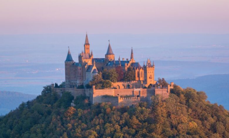 Castello degli Hohenzollern canva pro